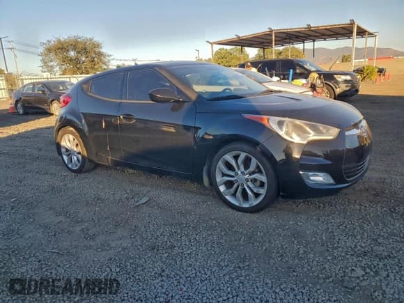 ✅ 2013 Hyundai Veloster w/Black Int • VIN: KMHTC6AD8DU172277 • Lot: 95556795. Listed on Copart with 158,727 mi. Free auction sales archive from the USA and detailed vehicle history report at DreamBid. Image 4.