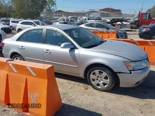 2009 Hyundai Sonata GLS with VIN 5NPET46C79H485520, listed as a IAAI auction lot 43478643 with 226,132 mi miles and . Bid and sale history available at DreamBid. Image 1.