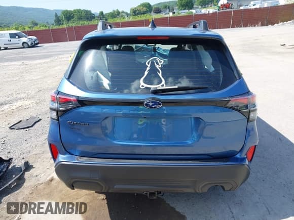 ✅ 2025 Subaru Forester • VIN: JF2SLDAC7SH407416 • Lot: 42566823. Listed on IAAI with 13,165 mi. Free auction sales archive from the USA and detailed vehicle history report at DreamBid. Image 17.