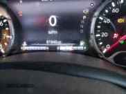 ✅ 2021 Jeep Renegade Latitude • VIN: ZACNJDBB8MPM28565 • Lot: 41826922. Wystawiony na IAAI z przebiegiem 81 949 mil. Bezpłatny archiwum sprzedaży aukcyjnych z USA i szczegółowy raport historii pojazdu na DreamBid. Zdjęcie 15.