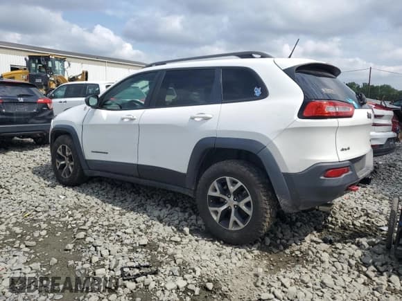 ✅ 2014 Jeep Cherokee Trailhawk • VIN: 1C4PJMBS6EW163208 • Lot: 67651445. Wystawiony na Copart z przebiegiem 218 063 mil. Bezpłatny archiwum sprzedaży aukcyjnych z USA i szczegółowy raport historii pojazdu na DreamBid. Zdjęcie 2.