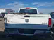 2024 Ram 1500 SLT z VIN 1C6RR7GG0RS156623, wystawiony jako IAAI lot #42702884 z przebiegiem 27 953 mil mil oraz . Historia ofert i sprzedaży dostępna na DreamBid. Obrazek 16.