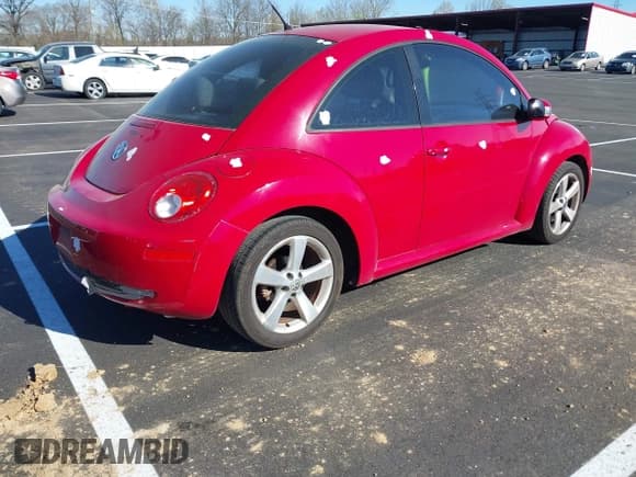 ✅ 2007 Volkswagen Beetle • VIN: 3VWSW31C87M518282 • Lot: 41885126. Listed on IAAI with 179,047 mi. Free auction sales archive from the USA and detailed vehicle history report at DreamBid. Image 4.