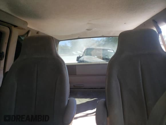 ✅ 1995 Plymouth Grand Voyager • VIN: 1P4GH44R7SX521620 • Лот: 86996415. Опубликован ранее на Copart с пробегом 338 310 миль. Бесплатный доступ к архиву аукционных продаж из США и подробный отчёт об истории автомобиля на DreamBid. Изображение 10.