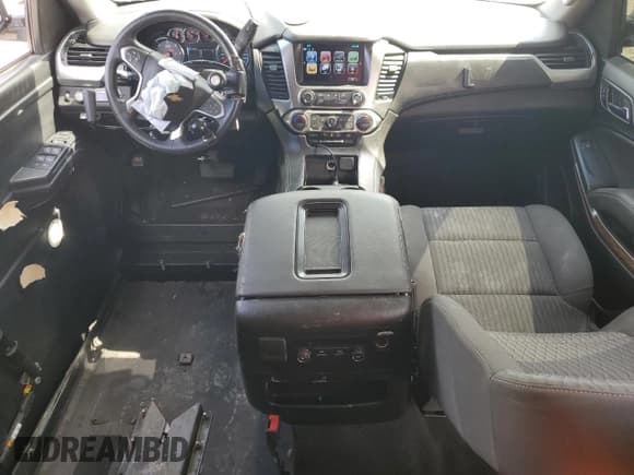 ✅ 2019 Chevrolet Suburban LS • VIN: 1GNSCGKC5KR248685 • Lot: 82559625. Listed on Copart with 112,465 mi. Free auction sales archive from the USA and detailed vehicle history report at DreamBid. Image 8.