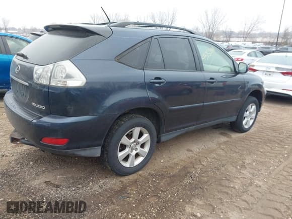 ✅ 2004 Lexus RX 330 • VIN: JTJHA31U840059870 • Лот: 43757191. Опубликован ранее на IAAI с пробегом 246 531 миль. Бесплатный доступ к архиву аукционных продаж из США и подробный отчёт об истории автомобиля на DreamBid. Изображение 4.