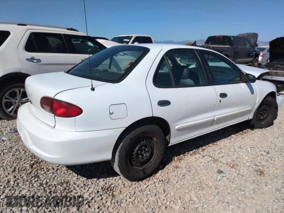 ✅ 2002 Chevrolet Cavalier • VIN: 1G1JC524727431009 • Lot: 68499175. Listed on Copart with 199,426 mi. Free auction sales archive from the USA and detailed vehicle history report at DreamBid. Image 3.