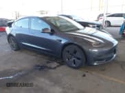✅ 2022 Tesla Model 3 Long Range • VIN: 5YJ3E1EB5NF126104 • Lot: 41845943. Wystawiony na IAAI z przebiegiem 46 492 mil. Bezpłatny archiwum sprzedaży aukcyjnych z USA i szczegółowy raport historii pojazdu na DreamBid. Zdjęcie 1.
