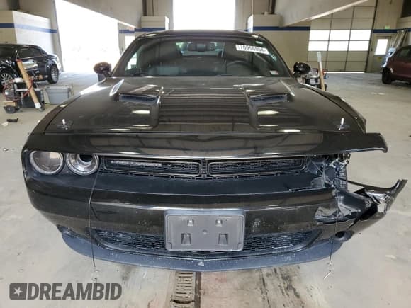 ✅ 2018 Dodge Challenger SXT Plus • VIN: 2C3CDZAG2JH149853 • Lot: 70956904. Wystawiony na Copart z przebiegiem 45 832 mil. Bezpłatny archiwum sprzedaży aukcyjnych z USA i szczegółowy raport historii pojazdu na DreamBid. Zdjęcie 5.