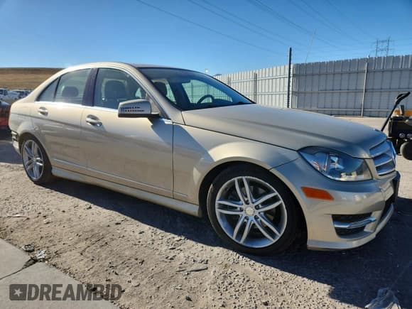 ✅ 2012 Mercedes-Benz C 300 Sport • VIN: WDDGF8BB7CA697469 • Lot: 90234095. Listed on Copart with 122,653 mi. Free auction sales archive from the USA and detailed vehicle history report at DreamBid. Image 4.