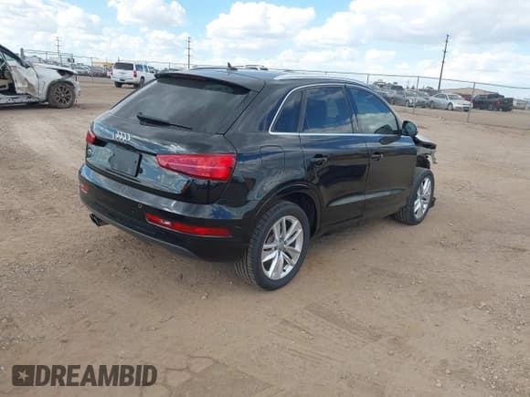 ✅ 2016 Audi Q3 Premium Plus • VIN: WA1BFCFS1GR010795 • Лот: 43357405. Опубликован ранее на IAAI с пробегом 77 928 миль. Бесплатный доступ к архиву аукционных продаж из США и подробный отчёт об истории автомобиля на DreamBid. Изображение 4.
