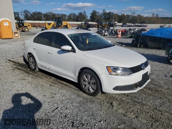 ✅ 2014 Volkswagen Jetta SE • VIN: 3VWD17AJ2EM276597 • Lot: 90652985. Wystawiony na Copart z przebiegiem 121 368 mil. Bezpłatny archiwum sprzedaży aukcyjnych z USA i szczegółowy raport historii pojazdu na DreamBid. Zdjęcie 4.