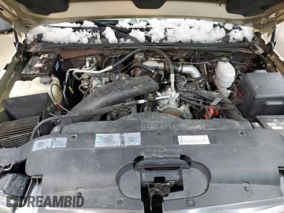 ✅ 2006 Chevrolet Silverado 2500HD LT1 • VIN: 1GCHK23D86F200833 • Lot: 46864485. Wystawiony na Copart z przebiegiem 153 783 mil. Bezpłatny archiwum sprzedaży aukcyjnych z USA i szczegółowy raport historii pojazdu na DreamBid. Zdjęcie 11.