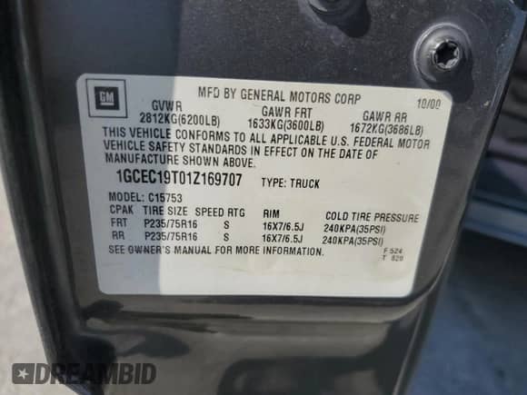 2001 Chevrolet Silverado 1500 LT z VIN 1GCEC19T01Z169707, wystawiony jako Copart lot #60702145 z przebiegiem 331 582 mil mil oraz Czysty tytuł • Clean title. Historia ofert i sprzedaży dostępna na DreamBid. Obrazek 12.