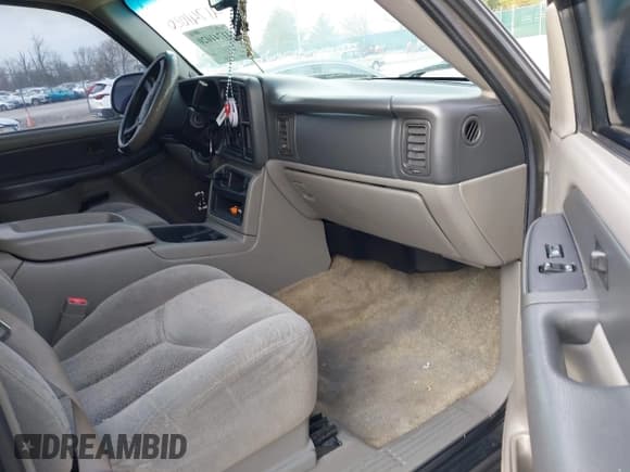 ✅ 2003 Chevrolet Suburban Z71 • VIN: 3GNFK16Z33G170733 • Лот: 41741020. Опубликован ранее на IAAI с пробегом 204 544 миль. Бесплатный доступ к архиву аукционных продаж из США и подробный отчёт об истории автомобиля на DreamBid. Изображение 5.