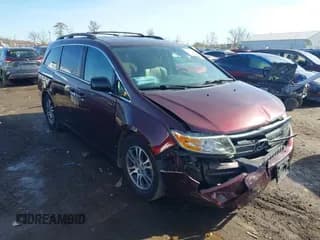 ✅ 2013 Honda Odyssey EX-L • VIN: 5FNRL5H64DB016374 • Lot: 43686245. Wystawiony na IAAI z przebiegiem 147 795 mil. Bezpłatny archiwum sprzedaży aukcyjnych z USA i szczegółowy raport historii pojazdu na DreamBid. Zdjęcie 1.