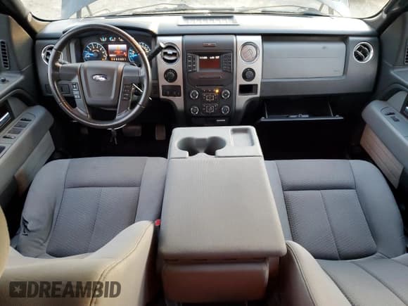 ✅ 2013 Ford F-150 XLT • VIN: 1FTFX1ET2DFC68419 • Lot: 92469175. Wystawiony na Copart z przebiegiem 258 344 mil. Bezpłatny archiwum sprzedaży aukcyjnych z USA i szczegółowy raport historii pojazdu na DreamBid. Zdjęcie 8.