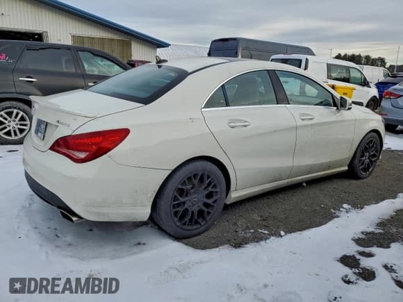 ✅ 2015 Mercedes-Benz CLA 250 • VIN: WDDSJ4GB0FN177587 • Lot: 95689595. Listed on Copart with 117,203 mi. Free auction sales archive from the USA and detailed vehicle history report at DreamBid. Image 3.