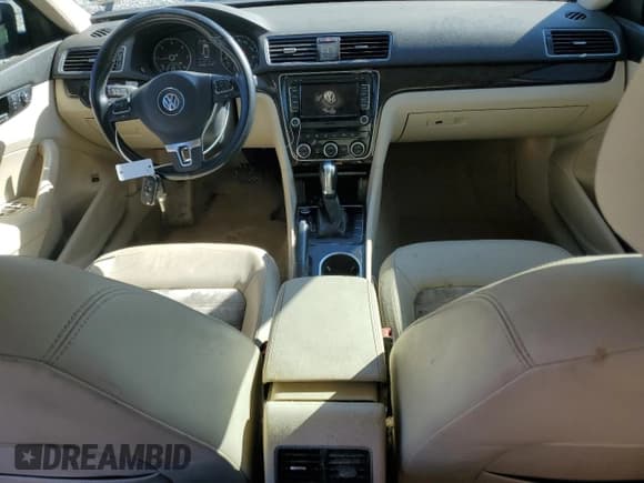 ✅ 2014 Volkswagen Passat SEL Premium • VIN: 1VWCN7A39EC060586 • Lot: 81968855. Listed on Copart with 154,082 mi. Free auction sales archive from the USA and detailed vehicle history report at DreamBid. Image 8.