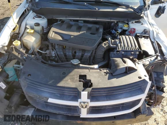 ✅ 2010 Dodge Avenger SXT • VIN: 1B3CC4FB0AN131570 • Лот: 84684444. Опубликован ранее на Copart с пробегом 132 553 миль. Бесплатный доступ к архиву аукционных продаж из США и подробный отчёт об истории автомобиля на DreamBid. Изображение 11.