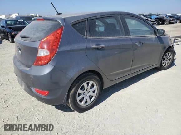 ✅ 2013 Hyundai Accent GS • VIN: KMHCT5AE9DU079013 • Лот: 71956414. Опубликован ранее на Copart с пробегом 62 158 миль. Бесплатный доступ к архиву аукционных продаж из США и подробный отчёт об истории автомобиля на DreamBid. Изображение 3.