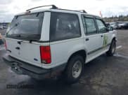 ✅ 1994 Ford Explorer Eddie Bauer • VIN: 1FMDU34X0RUB38962 • Lot: 41955041. Listed on IAAI with 1,088 mi. Free auction sales archive from the USA and detailed vehicle history report at DreamBid. Image 4.