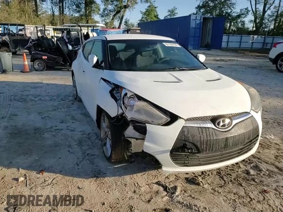 ✅ 2013 Hyundai Veloster w/Black Int • VIN: KMHTC6AD5DU169434 • Lot: 87129194. Wystawiony na Copart z przebiegiem Nie podano. Bezpłatny archiwum sprzedaży aukcyjnych z USA i szczegółowy raport historii pojazdu na DreamBid. Zdjęcie 13.