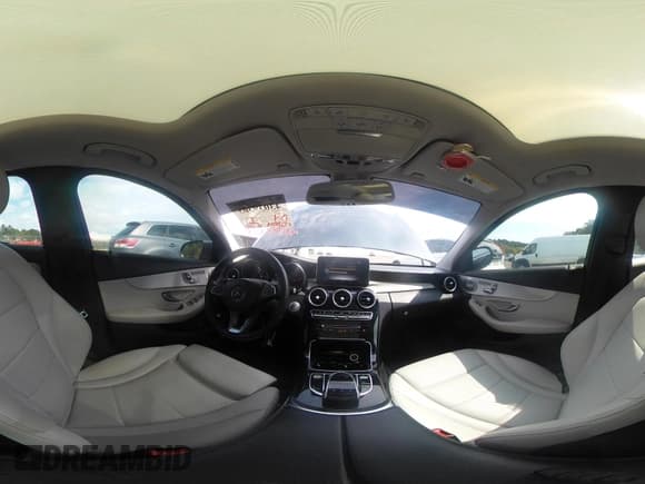 ✅ 2016 Mercedes-Benz C 300 Luxury • VIN: 55SWF4KB3GU105222 • Lot: 43039303. Wystawiony na IAAI z przebiegiem 172 004 mil. Bezpłatny archiwum sprzedaży aukcyjnych z USA i szczegółowy raport historii pojazdu na DreamBid. Zdjęcie 18.