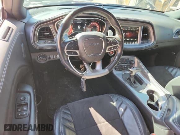 ✅ 2023 Dodge Challenger SRT Hellcat Jailbreak • VIN: 2C3CDZC97PH617423 • Lot: 90866645. Wystawiony na Copart z przebiegiem 11 956 mil. Bezpłatny archiwum sprzedaży aukcyjnych z USA i szczegółowy raport historii pojazdu na DreamBid. Zdjęcie 8.