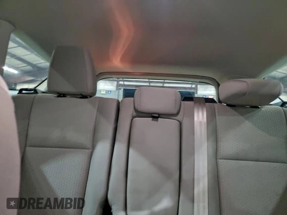 ✅ 2017 Ford Escape SE • VIN: 1FMCU9G97HUC54914 • Lot: 94318255. Listed on Copart with 87,977 mi. Free auction sales archive from the USA and detailed vehicle history report at DreamBid. Image 10.