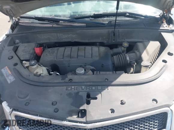 2011 Chevrolet Traverse 1LT z VIN 1GNKRGED0BJ389472, wystawiony jako IAAI lot #43265950 z przebiegiem 203 318 mil mil oraz . Historia ofert i sprzedaży dostępna na DreamBid. Obrazek 10.