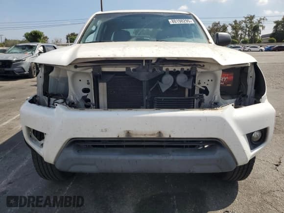 ✅ 2015 Toyota Tacoma PreRunner • VIN: 5TFKU4HN7FX005670 • Lot: 80198295. Wystawiony na Copart z przebiegiem 154 149 mil. Bezpłatny archiwum sprzedaży aukcyjnych z USA i szczegółowy raport historii pojazdu na DreamBid. Zdjęcie 5.