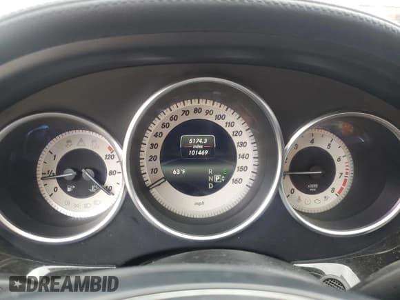 ✅ 2015 Mercedes-Benz CLS 400 • VIN: WDDLJ6HB7FA134029 • Lot: 57407525. Listed on Copart with 101,469 mi. Free auction sales archive from the USA and detailed vehicle history report at DreamBid. Image 9.