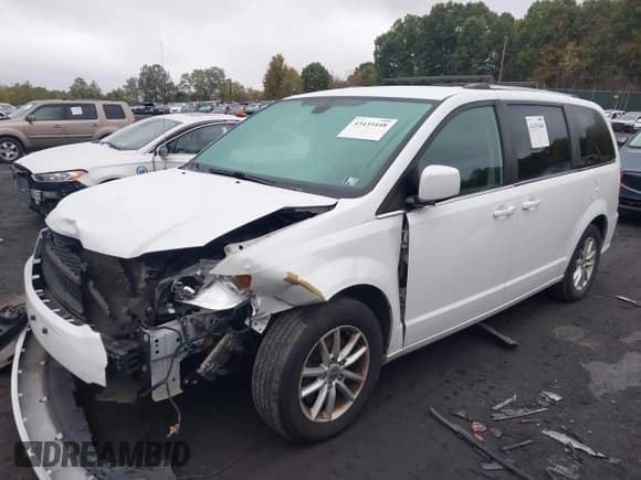 ✅ 2019 Dodge Grand Caravan SXT • VIN: 2C4RDGCG3KR693040 • Lot: 43435448. Wystawiony na IAAI z przebiegiem 106 224 mil. Bezpłatny archiwum sprzedaży aukcyjnych z USA i szczegółowy raport historii pojazdu na DreamBid. Zdjęcie 17.