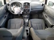 ✅ 2016 Nissan Note SV • VIN: 3N1CE2CP1GL410244 • Lot: 87086135. Wystawiony na Copart z przebiegiem 129 178 mil. Bezpłatny archiwum sprzedaży aukcyjnych z USA i szczegółowy raport historii pojazdu na DreamBid. Zdjęcie 8.