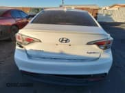 ✅ 2017 Hyundai Sonata SE • VIN: KMHE24L11HA059555 • Лот: 90879685. Опубликован ранее на Copart с пробегом 81 441 миль. Бесплатный доступ к архиву аукционных продаж из США и подробный отчёт об истории автомобиля на DreamBid. Изображение 6.