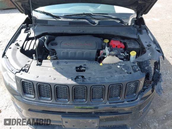 ✅ 2019 Jeep Compass Latitude • VIN: 3C4NJDBB9KT631067 • Lot: 43156049. Listed on IAAI with 127,713 mi. Free auction sales archive from the USA and detailed vehicle history report at DreamBid. Image 10.