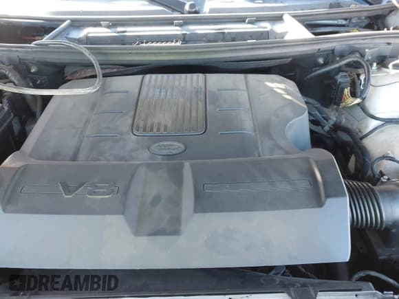 ✅ 2010 Land Rover Range Rover HSE Lux • VIN: SALMF1D42AA309184 • Lot: 43670182. Wystawiony na IAAI z przebiegiem 200 694 mil. Bezpłatny archiwum sprzedaży aukcyjnych z USA i szczegółowy raport historii pojazdu na DreamBid. Zdjęcie 10.