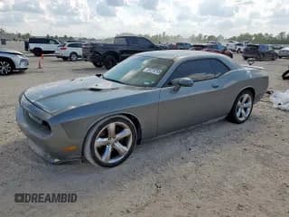 ✅ 2012 Dodge Challenger R/T Plus • VIN: 2C3CDYBTXCH294325 • Lot: 81279755. Wystawiony na Copart z przebiegiem 160 740 mil. Bezpłatny archiwum sprzedaży aukcyjnych z USA i szczegółowy raport historii pojazdu na DreamBid. Zdjęcie 1.
