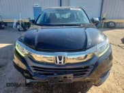 ✅ 2019 Honda HR-V LX • VIN: 3CZRU6H37KG717145 • Lot: 85356445. Wystawiony na Copart z przebiegiem 61 225 mil. Bezpłatny archiwum sprzedaży aukcyjnych z USA i szczegółowy raport historii pojazdu na DreamBid. Zdjęcie 5.