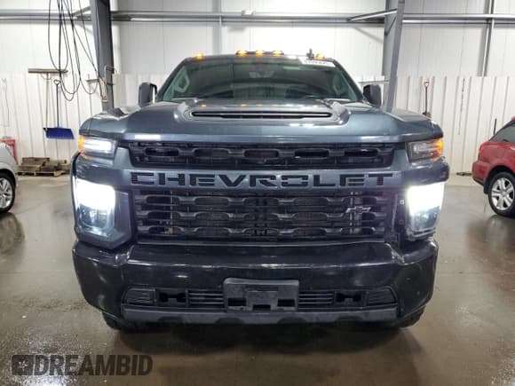 ✅ 2020 Chevrolet Silverado 2500HD Custom • VIN: 1GC4YME71LF173048 • Лот: 87095825. Опубликован ранее на Copart с пробегом 210 779 миль. Бесплатный доступ к архиву аукционных продаж из США и подробный отчёт об истории автомобиля на DreamBid. Изображение 5.