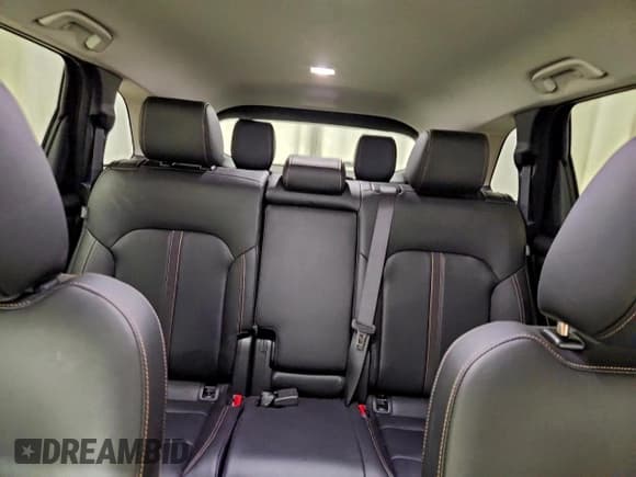 ✅ 2025 Mazda CX-90 Select • VIN: JM3KKAHD1S1208229 • Lot: 95549065. Wystawiony na Copart z przebiegiem 29 952 mil. Bezpłatny archiwum sprzedaży aukcyjnych z USA i szczegółowy raport historii pojazdu na DreamBid. Zdjęcie 10.