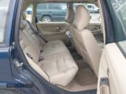 ✅ 2000 Volvo S70 • VIN: YV1LS56D8Y2627201 • Lot: 42287057. Wystawiony na IAAI z przebiegiem 203 975 mil. Bezpłatny archiwum sprzedaży aukcyjnych z USA i szczegółowy raport historii pojazdu na DreamBid. Zdjęcie 8.