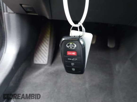 ✅ 2023 Toyota Corolla Cross LE • VIN: 7MUCAAAG0PV053404 • Лот: 42318679. Опубликован ранее на IAAI с пробегом 34 969 миль. Бесплатный доступ к архиву аукционных продаж из США и подробный отчёт об истории автомобиля на DreamBid. Изображение 11.