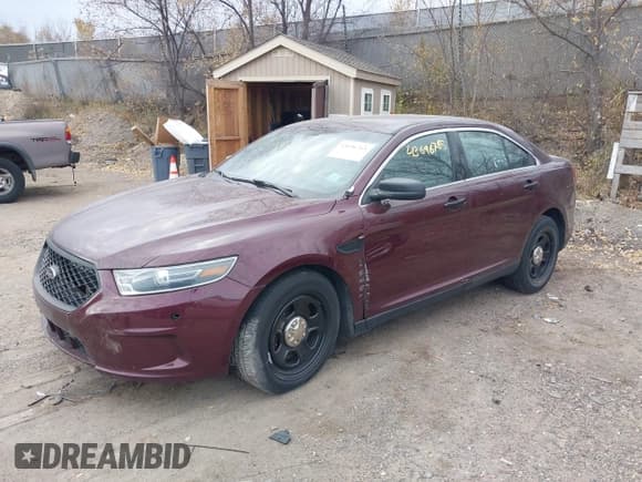 ✅ 2017 Ford Police Interceptor • VIN: 1FAHP2MK6HG111926 • Лот: 43696765. Опубликован ранее на IAAI с пробегом 163 802 миль. Бесплатный доступ к архиву аукционных продаж из США и подробный отчёт об истории автомобиля на DreamBid. Изображение 19.