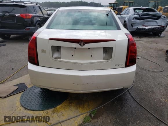 ✅ 2004 Cadillac CTS • VIN: 1G6DM577040105149 • Lot: 69398684. Listed on Copart with 210,522 mi. Free auction sales archive from the USA and detailed vehicle history report at DreamBid. Image 6.