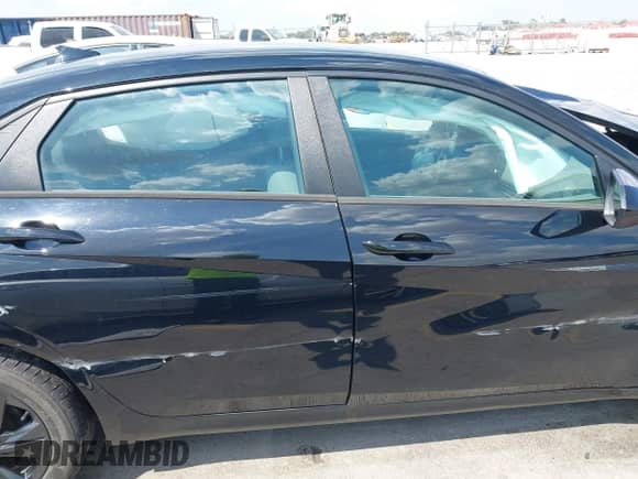 2022 Hyundai Elantra SEL с VIN 5NPLM4AG3NH057968, выставлен на аукционе IAAI как лот 43250928 с пробегом 107 023 миль миль и . История ставок и продаж доступна на DreamBid. Изображение 13.