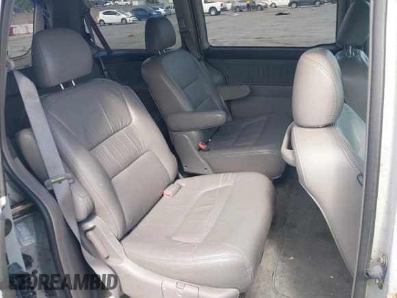 ✅ 2002 Honda Odyssey EX-L • VIN: 2HKRL189X2H561691 • Lot: 43251896. Wystawiony na IAAI z przebiegiem 208 458 mil. Bezpłatny archiwum sprzedaży aukcyjnych z USA i szczegółowy raport historii pojazdu na DreamBid. Zdjęcie 8.