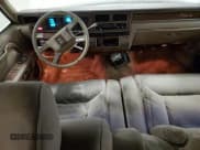 ✅ 1988 Lincoln Town Car • VIN: 1LNBM82F9JY821366 • Lot: 89112855. Listed on Copart with 53,636 mi. Free auction sales archive from the USA and detailed vehicle history report at DreamBid. Image 8.