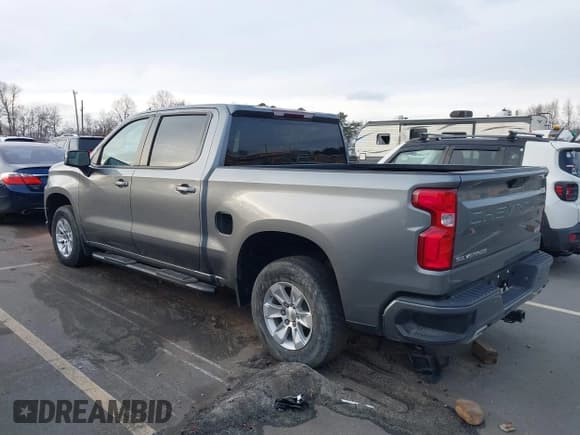 ✅ 2021 Chevrolet Silverado 1500 RST • VIN: 3GCUYEET4MG387356 • Lot: 43873022. Wystawiony na IAAI z przebiegiem 78 697 mil. Bezpłatny archiwum sprzedaży aukcyjnych z USA i szczegółowy raport historii pojazdu na DreamBid. Zdjęcie 3.